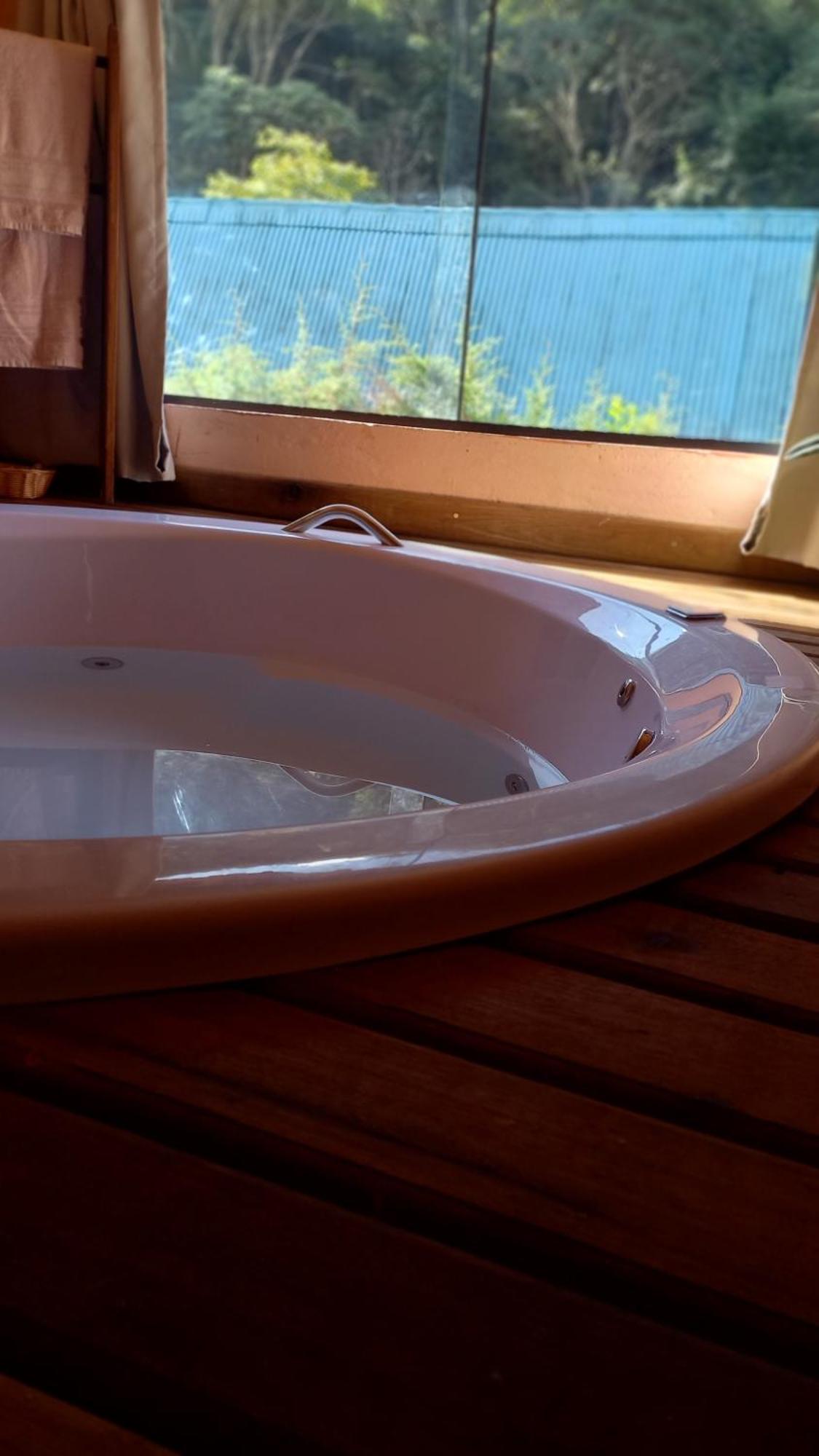 Vale Do Piemonte - Chale Com Hidromassagem - Lodge Santo Antônio do Pinhal
